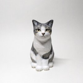 木彫り猫〈おすわり〉の画像