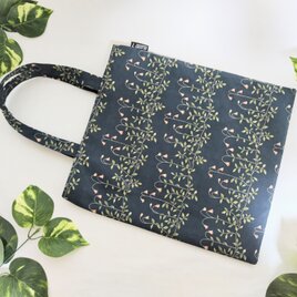 ベルフラワーのペタンコなトートバックの画像