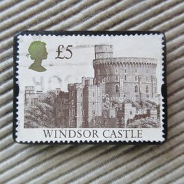 アップサイクル　イギリス　切手ブローチ 9633の画像