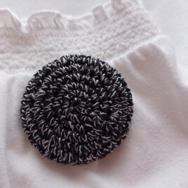 レース編みのブローチ　シンプルな丸の画像