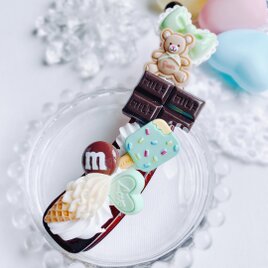 CANDY POP  mint chocolate お菓子のバナナクリップ　スイーツデコ  フェイクスイーツの画像