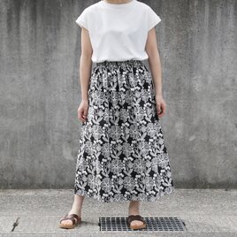 【即納】ノルディック調フラワー　綿麻ギャザースカート（ブラック フラワー）リネン 麻 モノトーン 黒