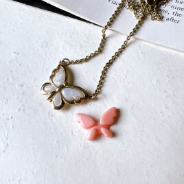 NA72-【 AVON 】エイボン・ヴィンテージネックレス Butterfly convertible pendantの画像