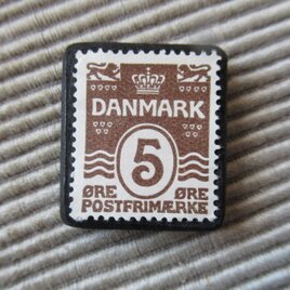 デンマーク　切手ブローチ9649の画像