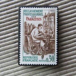 フランス　切手ブローチ 9672の画像
