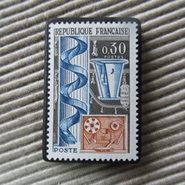 フランス　切手ブローチ 9682の画像