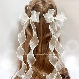 ガーリーなツインリボン　髪飾り　成人式　卒業式　ウェディング　結婚式　七五三　振袖　袴　和装　カラー変更可能　OHANAの画像