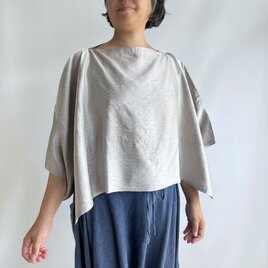 【1点もの】ショート丈の着物袖プルオーバー -絹着物解き シルバーに立涌（ヴィンテージ） KMPO464の画像