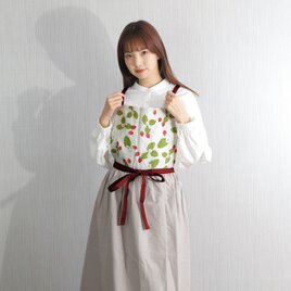 【Michelle Machoto】エプロン ロング ギャザー 花柄 リネン 刺繍 おしゃれ イチゴ柄 D-0002の画像