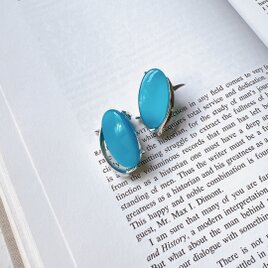 U.S.A. 1950〜60s Silver tone blue thermoset clip on earringsの画像