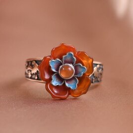 花のリング - 七宝焼の光沢が瑪瑙の深い色合いと見事に調和 R331の画像