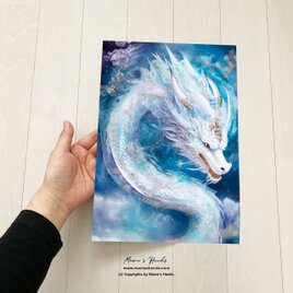A4 ポスター 優しい表情の白龍 龍神 龍 の開運 スピリチュアル 水彩画 イラスト アートの画像