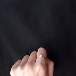 Baroque Pearl Ring【GP】バロックパール 指輪（11号フリー／Mini Button）Grayの画像