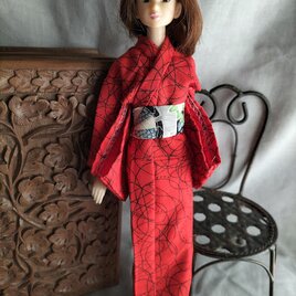 momoko用　着物と帯（渋い赤に黒線柄）の画像