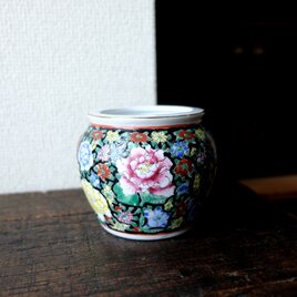 黒にカラフルな花尽くし◆中国産　色絵金彩茶壷　チャイナレトロ　飾り壺　シノワズリ　茶器　ブラックの画像