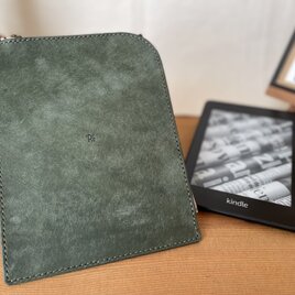 外へ持ち歩きたくなる♪イタリアンレザーで作ったKindleケース（オリーブ）