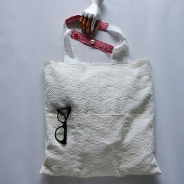 raschel lace bag (white)の画像
