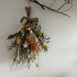 dried flower swagの画像
