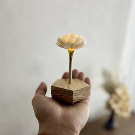 蓮の灯り　電池タイプの画像
