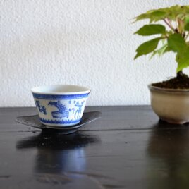 盆栽図の煎茶茶碗　一客　直径6.8cm　金繕い有りの画像
