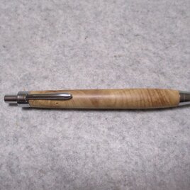オリーブウッドバール　縮み杢　国産　椿油仕上げ　木軸ボールペン(シャープペンシル)　の画像