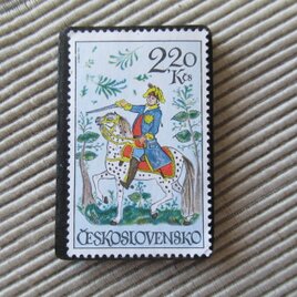 チェコスロバキア　切手ブローチ　9753の画像