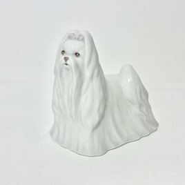 薄紫のリボンのマルチーズのフィギュリンの画像