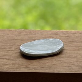 りんご灰釉　カトラリーレスト〈楕円〉の画像