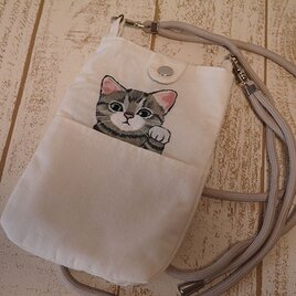 コットン素材ライトキャンバス生地で作ったスマホポシェット（招き猫ちゃん）の画像