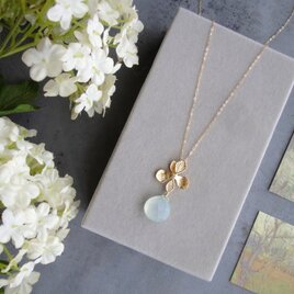 天然石のネックレス ■ ボタニカルデザイン ■ 大粒　シーブルーカルセドニ