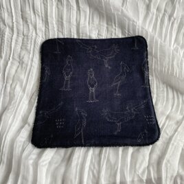 ガーゼタオルハンカチ  だいすきハシビロコウ 黒の画像