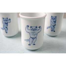 猫ボディビルダーの湯呑（ボーイb）の画像