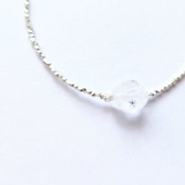 *星入り水晶のカレンシルバーブレスレットの画像