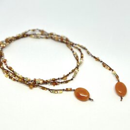 天然石と淡水パールとビーズのラリエット　オレンジブラウン