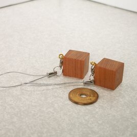 屋久杉　ストラップ　キーホルダー　２個セット　世界遺産　K228