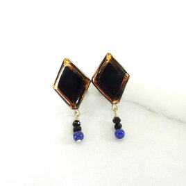 jewel cut+ソーダライトのpierce/earring（hishigata黒）の画像