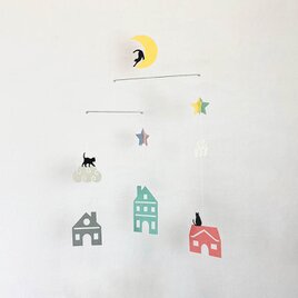 モビール「夜の散歩」の画像