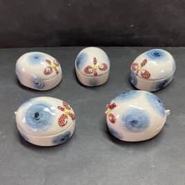 ニワトリの蓋もの(香合)の画像