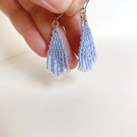 今すぐ付けたい！クラゲみたいなピアス
