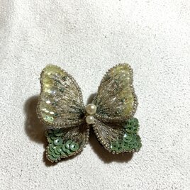 ちょうちょブローチ　グリーンの画像