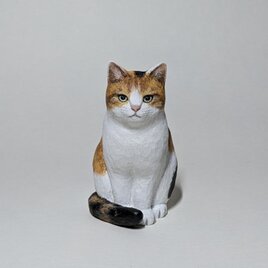 スギサキマサノリさんの木彫（猫）です（お願いする猫 - 風花
