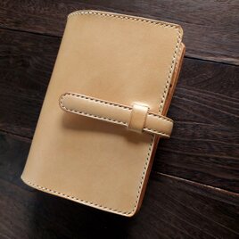 システム手帳カバー バイブル erikaの画像