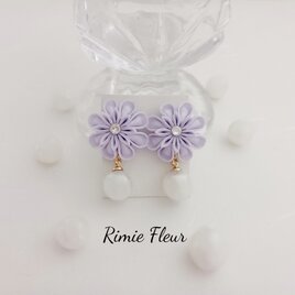 miniフラワーイヤリング　パール(大人ラベンダーGD・cotton flower)の画像
