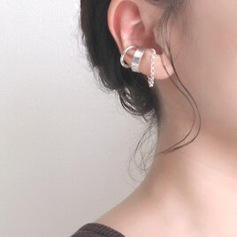シルバー3連イヤーカフ 【Shusskoku】揺れる　チェーンイヤカフの画像