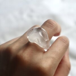 ［洞窟の鉱石］水晶 ガラス リング glass ringの画像