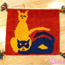 秋入荷】ペルシャ　ギャッベ　ミニマット　43x37㎝　猫　茜色の画像