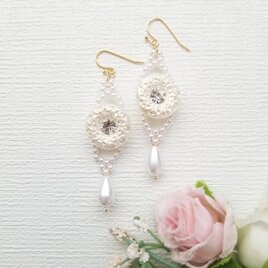 上品なチェコガラスボタンのピアス  イヤリング　p244531 ブライダル ウエディング 結婚式　フォーマル　パーティー　の画像