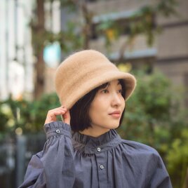 Berta ベルタ アンゴラ混 起毛 クロッシェ YOKOI BERET キャメル [YO-BR018-CA]の画像