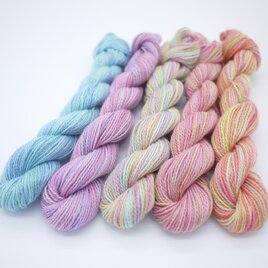 G）手染め　カラフル刺し子糸　20/8　綿　40ｍ5色セット　むら染め　水色薄紫ピンク　パステルカラーの画像