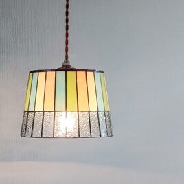 パステルカラーと透明のコントラスト＊ステンドグラスのペンダントライト  E26大きい電球用の画像